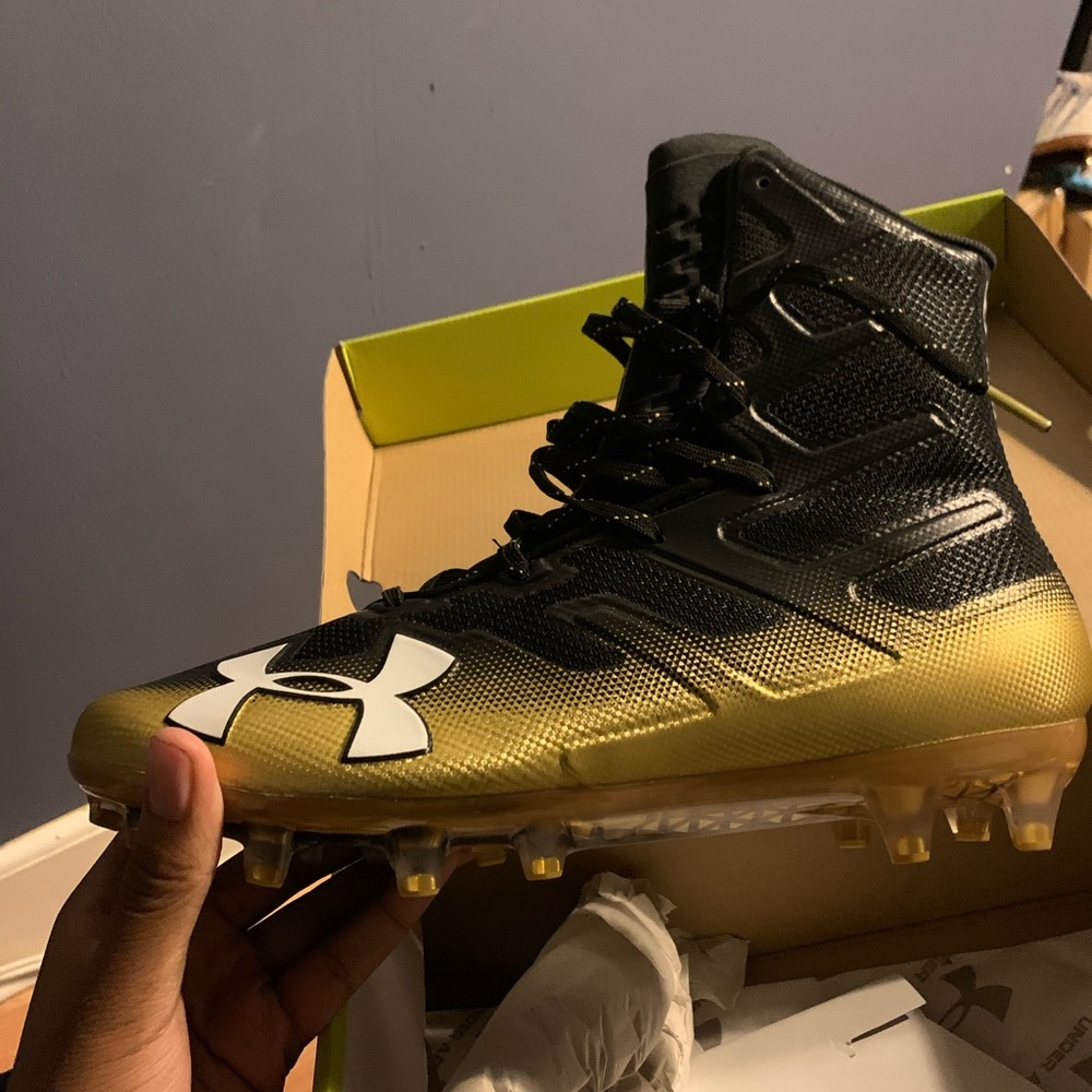 Underarmour football cleats